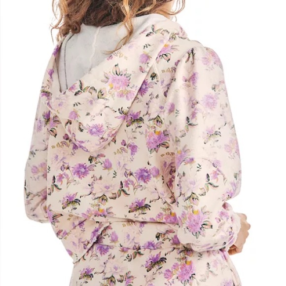 LoveShackFancy Women’s Kirby Floral Hoodie Sweater - Picture 6 of 7